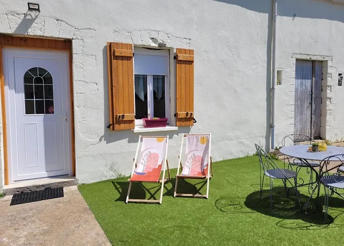 De La Mésange Bleue * Morannes sur Sarthe-Daumeray